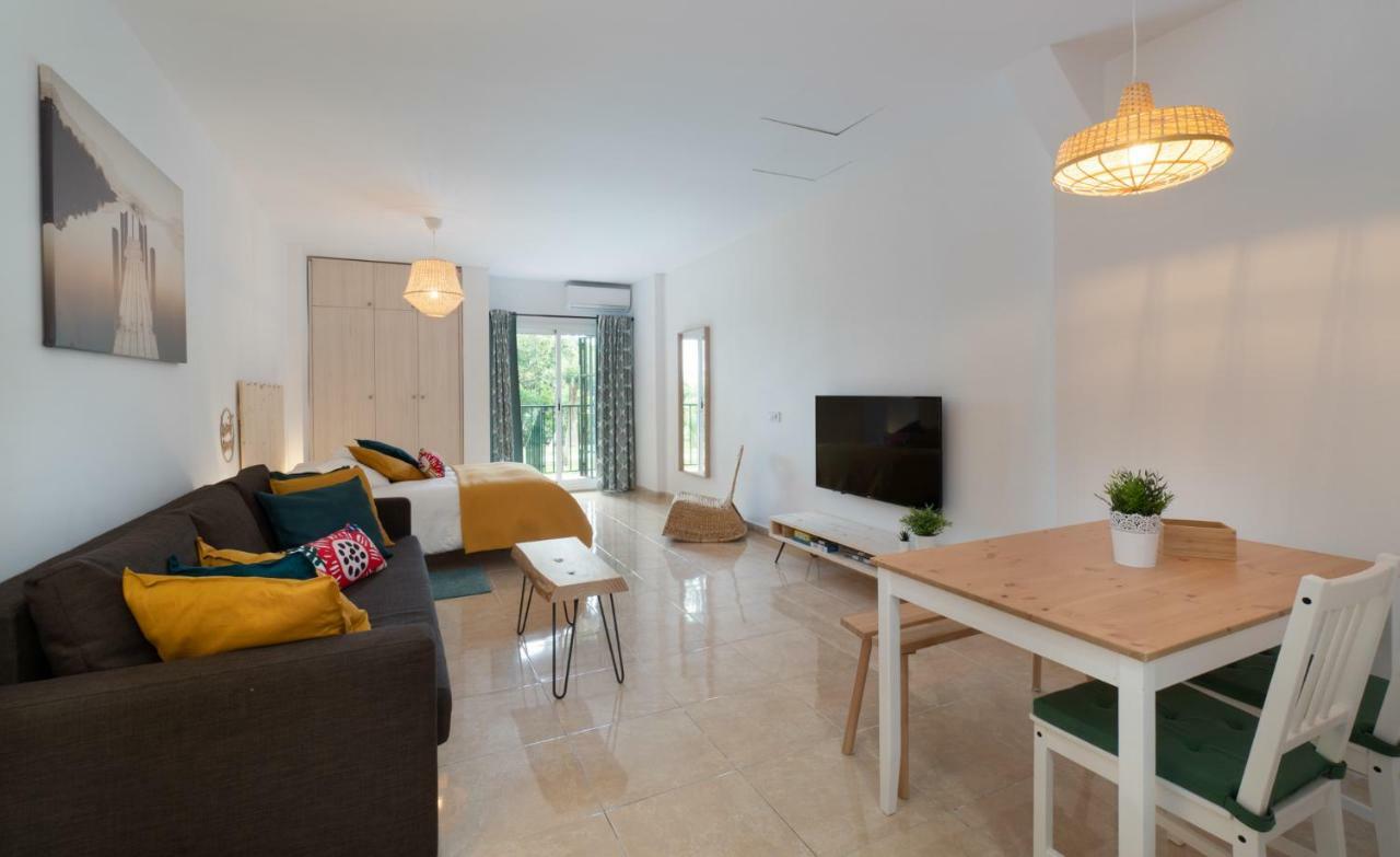 Minerva Suites By Kaarina Benalmadena Exterior photo
