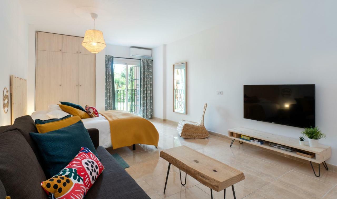 Minerva Suites By Kaarina Benalmadena Exterior photo